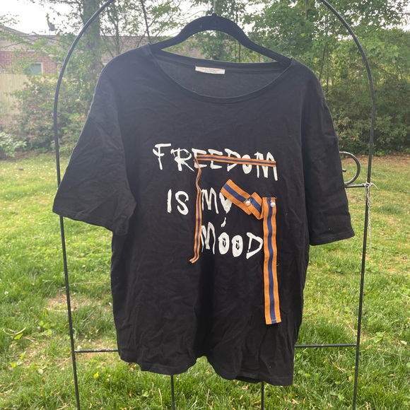 “Freedom is My Mood” Graphic Zara Tee - Picture 1 of 3